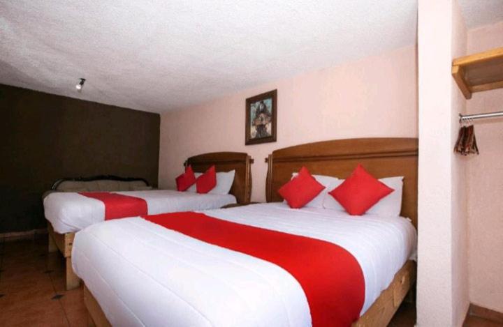 Hotel Real Cortes Минераль-дель-Монте Экстерьер фото